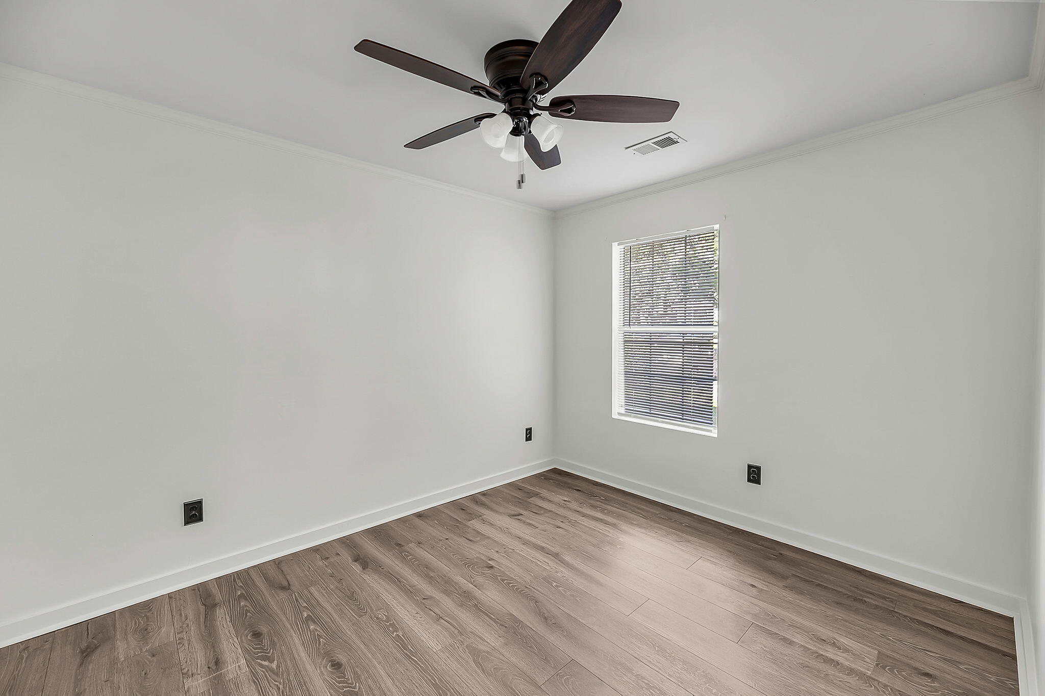 6287 Rolling Fork Road, Unit B North Charleston, SC 29406 - Photo 11 of 20 Second Bedroom