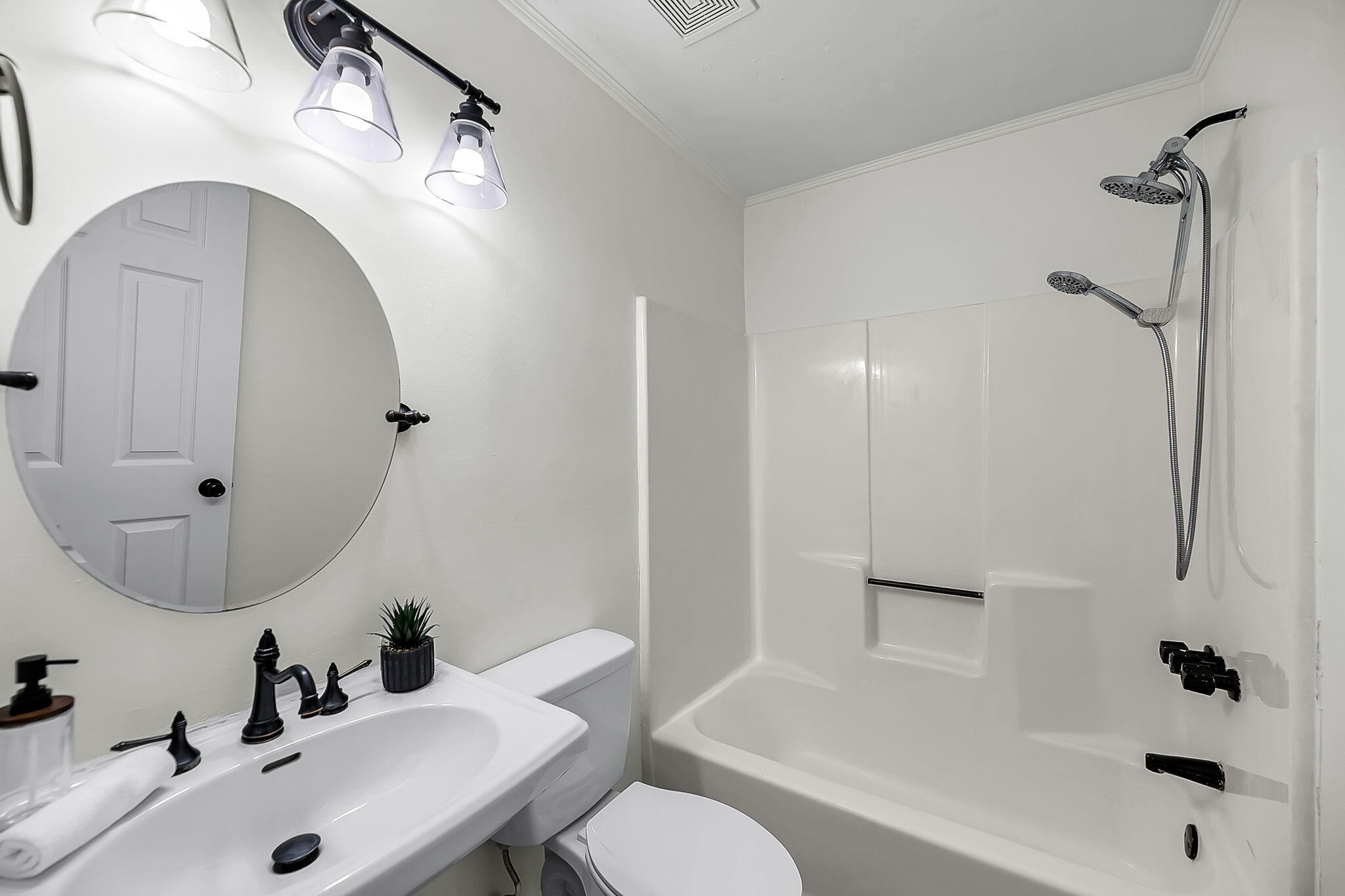 6287 Rolling Fork Road, Unit B North Charleston, SC 29406 - Photo 13 of 20 Second Bath