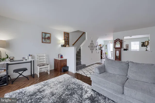 $239,900 | 2706 Equestrian Drive, York, PA 17402