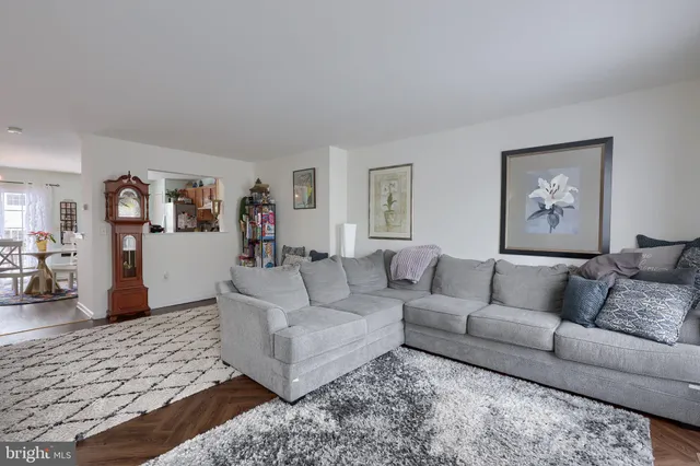 $239,900 | 2706 Equestrian Drive, York, PA 17402