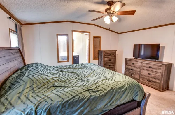 $145,000 | 1553 South Shumway Street, Taylorville, IL 62568