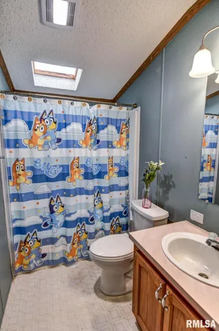 $149,900 | 1553 South Shumway Street, Taylorville, IL 62568