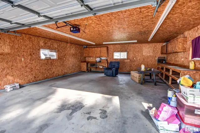 $149,900 | 1553 South Shumway Street, Taylorville, IL 62568