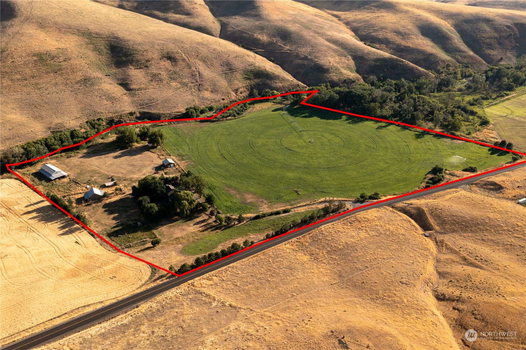 216 Tucannon Road Dayton, WA 99328 - Photo 25 of 39 a view of a tennis court