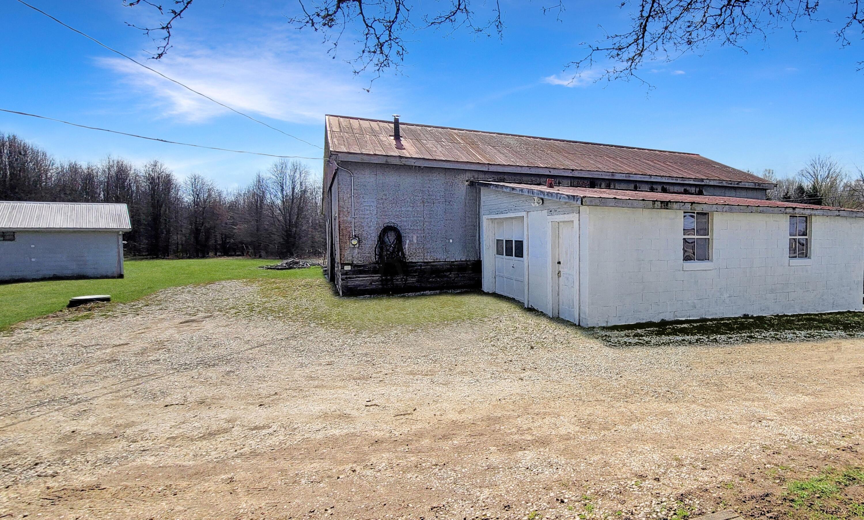 907 Dunkle Road Circleville, OH 43113 - Photo 5 of 22 LISTING PHOTO 5