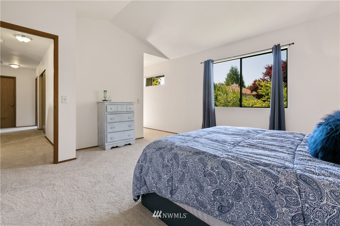 23608 Meridian Place West Bothell, WA 98021 - Photo 14 of 25