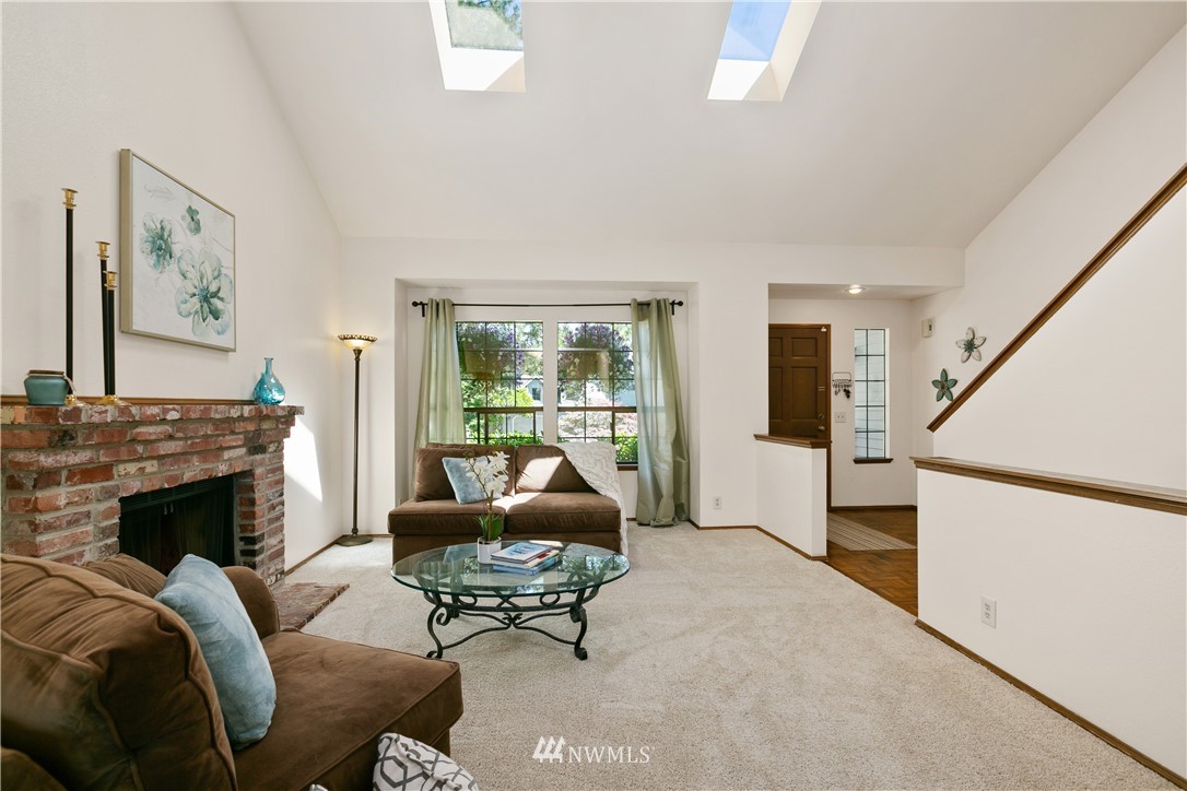 23608 Meridian Place West Bothell, WA 98021 - Photo 3 of 25