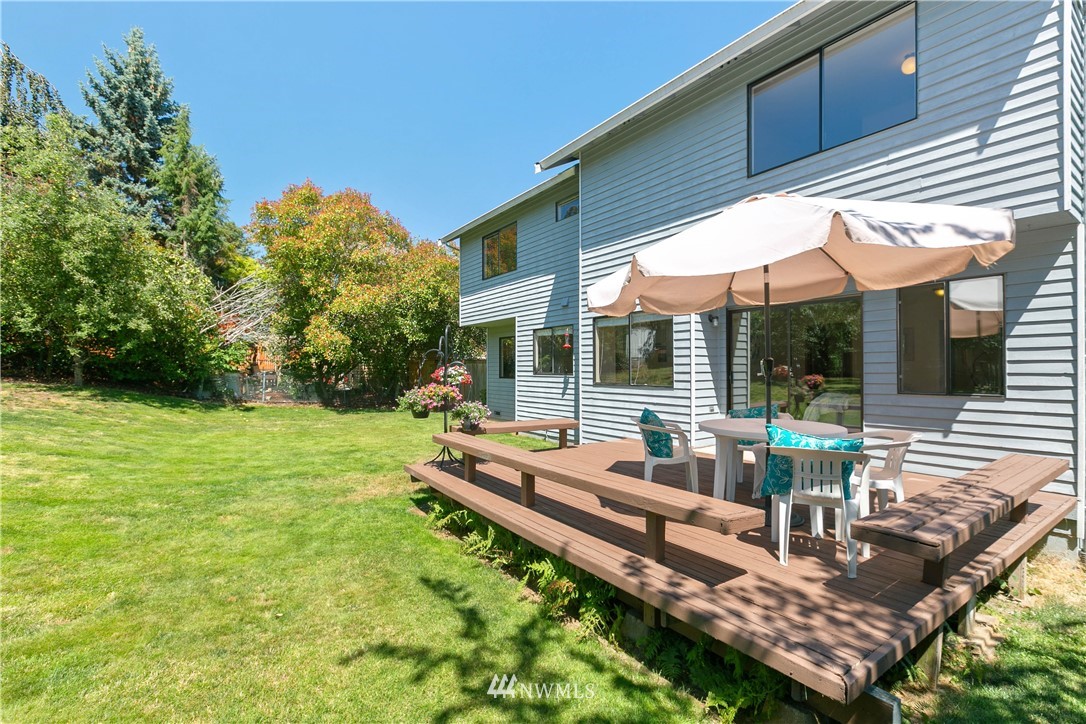 23608 Meridian Place West Bothell, WA 98021 - Photo 23 of 25