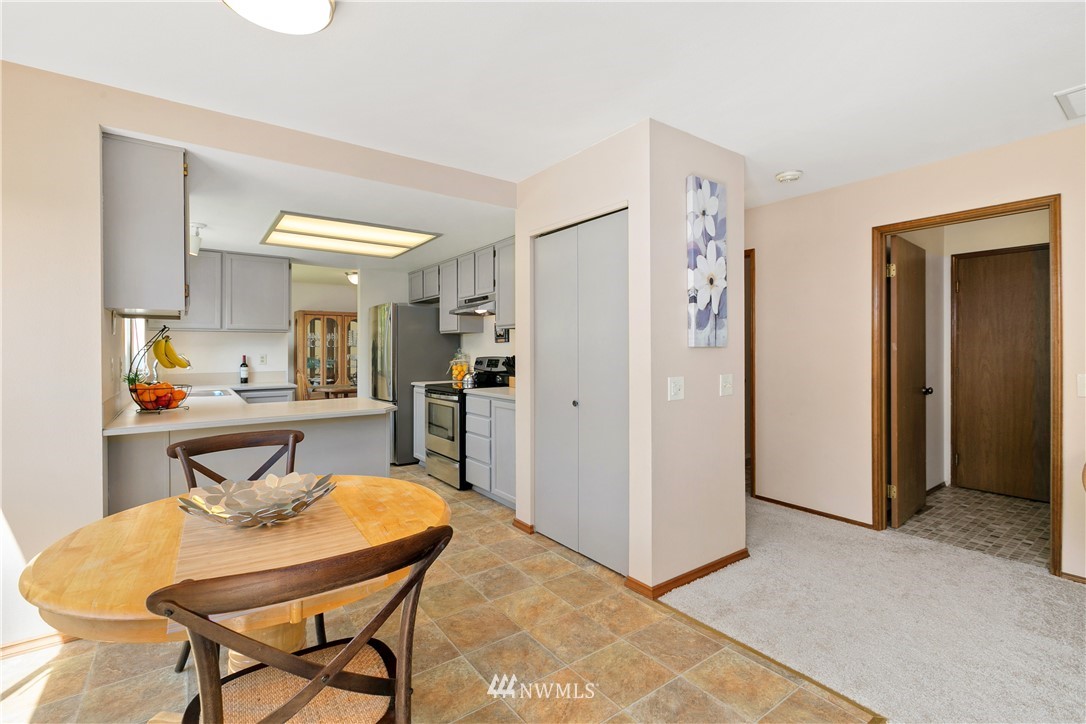 23608 Meridian Place West Bothell, WA 98021 - Photo 9 of 25