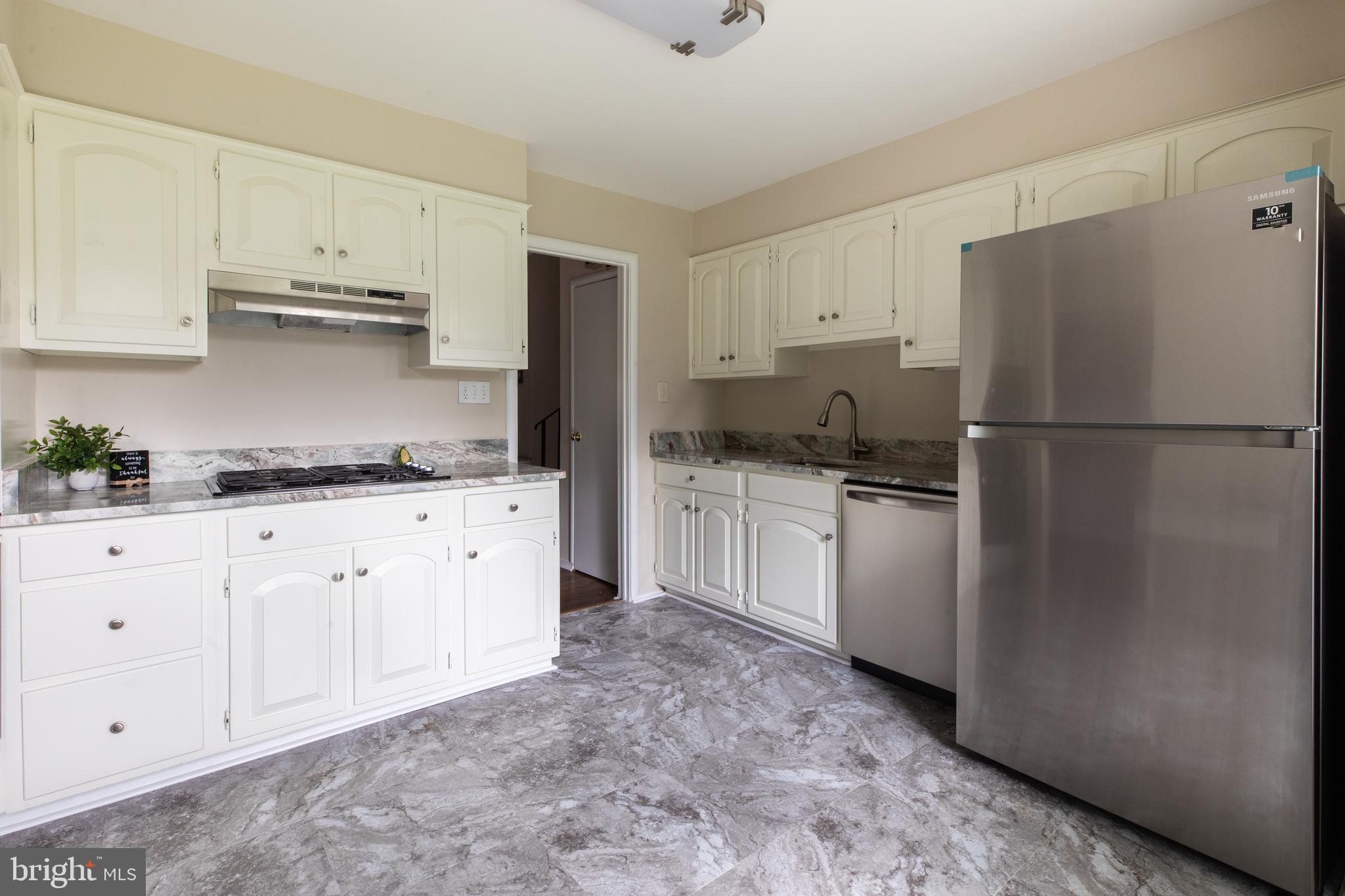 10505 Hutting Place Silver Spring, MD 20902 - Photo 11 of 27