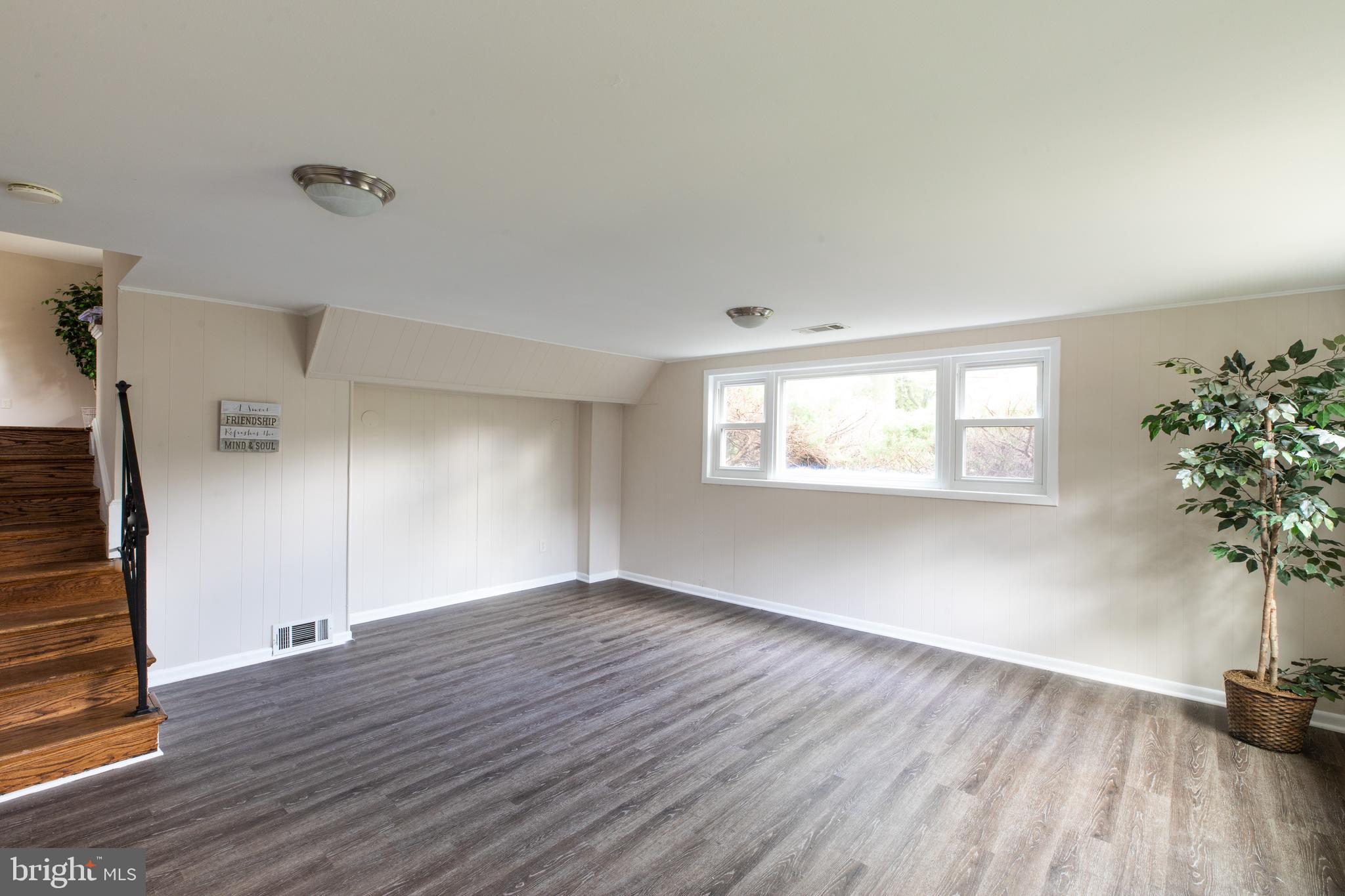 10505 Hutting Place Silver Spring, MD 20902 - Photo 13 of 27