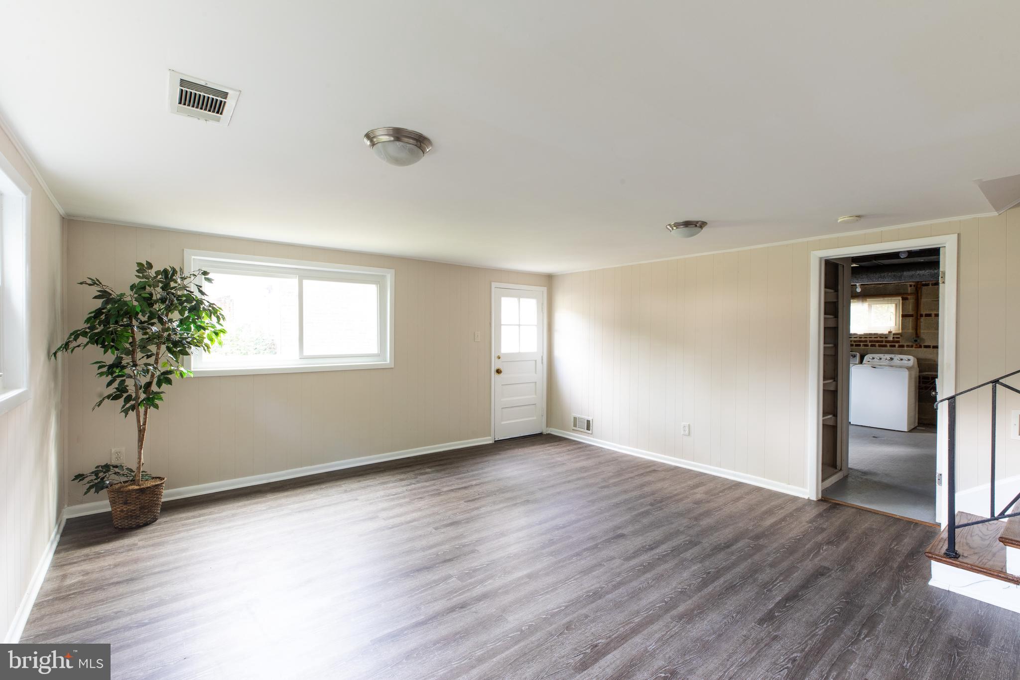 10505 Hutting Place Silver Spring, MD 20902 - Photo 14 of 27