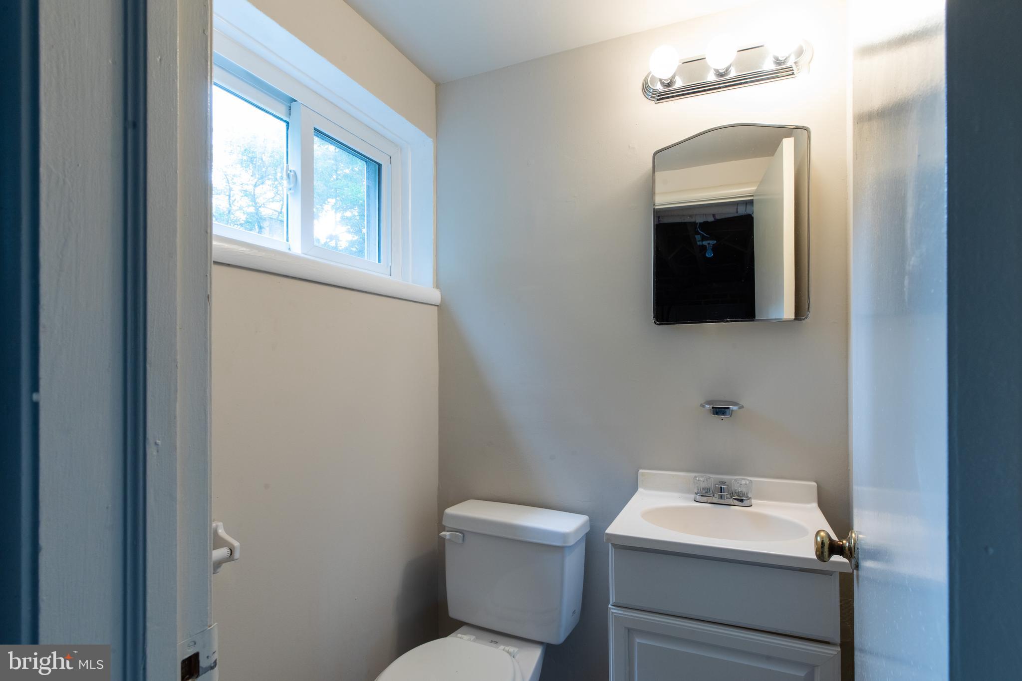 10505 Hutting Place Silver Spring, MD 20902 - Photo 16 of 27