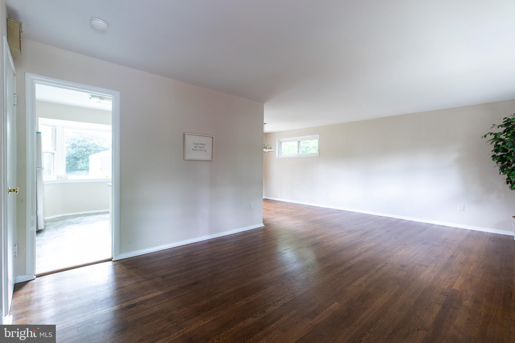 10505 Hutting Place Silver Spring, MD 20902 - Photo 5 of 27