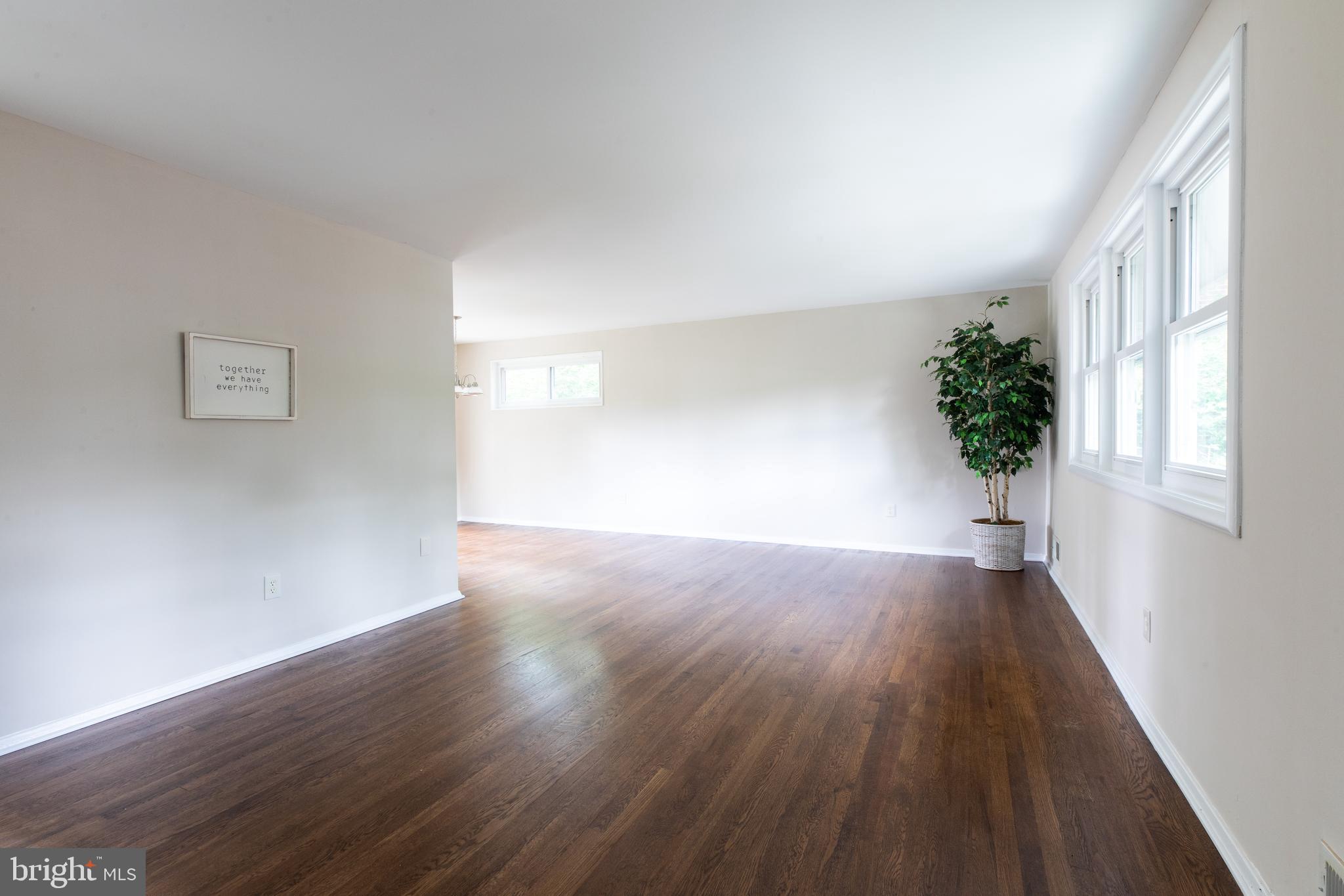 10505 Hutting Place Silver Spring, MD 20902 - Photo 6 of 27