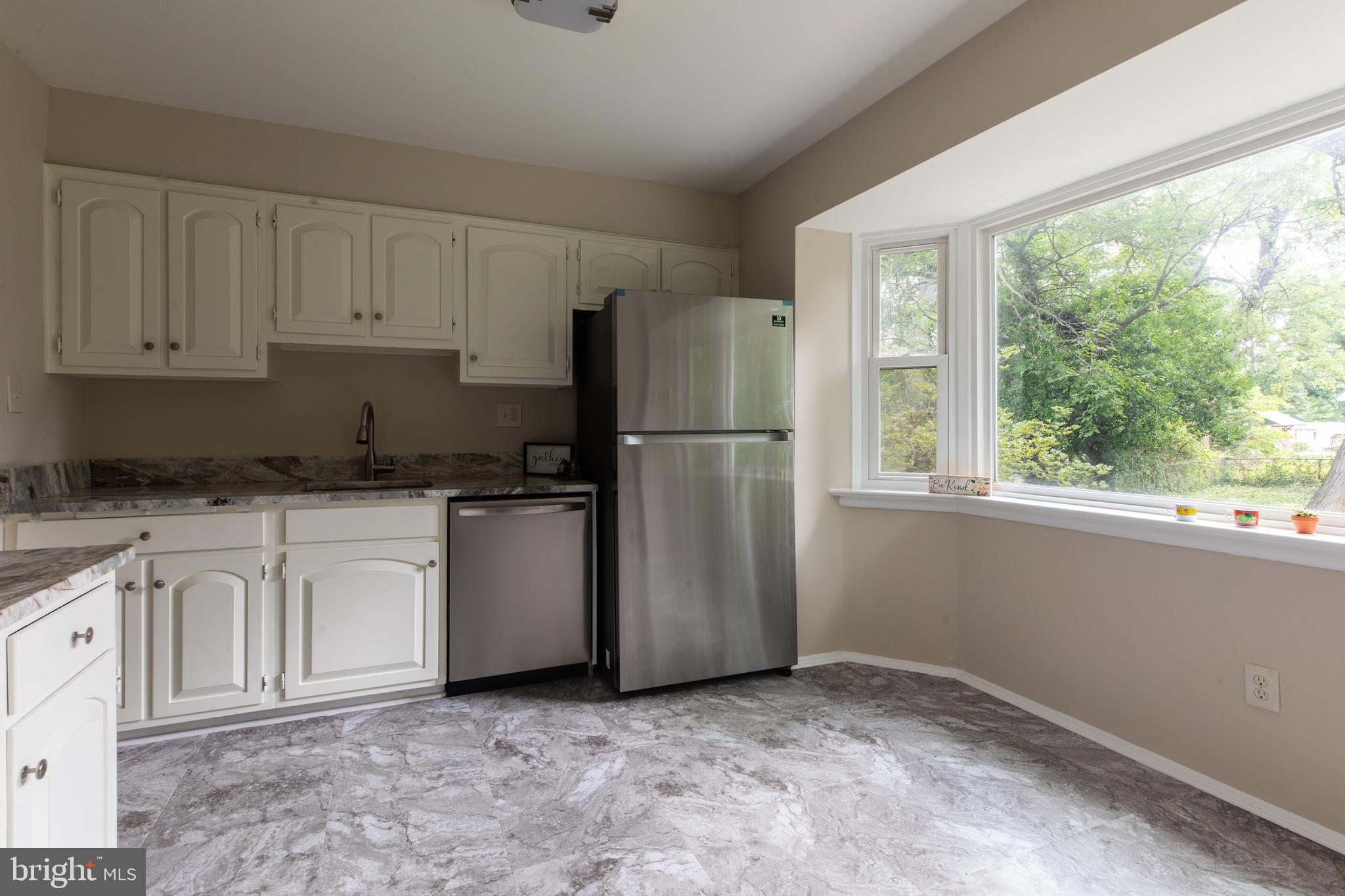 10505 Hutting Place Silver Spring, MD 20902 - Photo 8 of 27