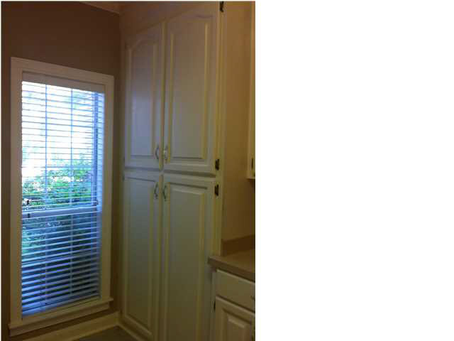 414 Forest Lane Ridgeland, MS 39157 - Photo 7 of 16 Nice cabinetry