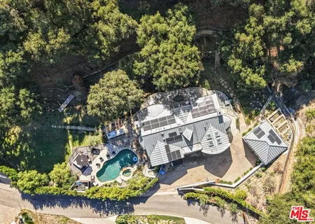 $5,395,000 | 28222 Via Acero, Malibu, CA 90265