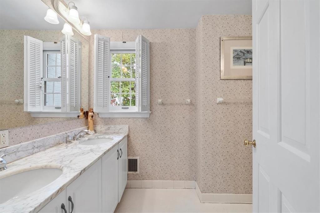 105 Tree Farm Road Pittsburgh, PA 15238 - Photo 33 of 48 Gallery Image 33