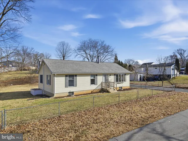 $325,000 | 804 North Reymann Street, Ranson, WV 25438