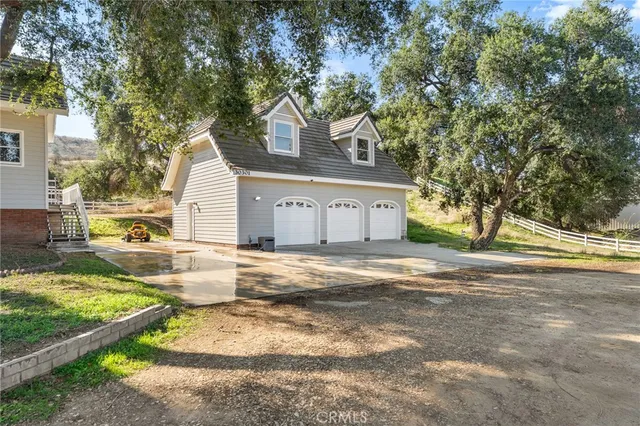 $2,265,000 | 30301 Oak Grove Drive, Redlands, CA 92373