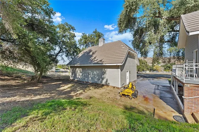 $2,265,000 | 30301 Oak Grove Drive, Redlands, CA 92373