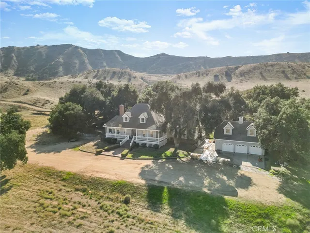 $2,265,000 | 30301 Oak Grove Drive, Redlands, CA 92373