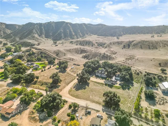 $2,265,000 | 30301 Oak Grove Drive, Redlands, CA 92373