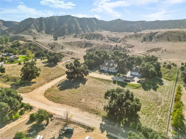 $2,265,000 | 30301 Oak Grove Drive, Redlands, CA 92373