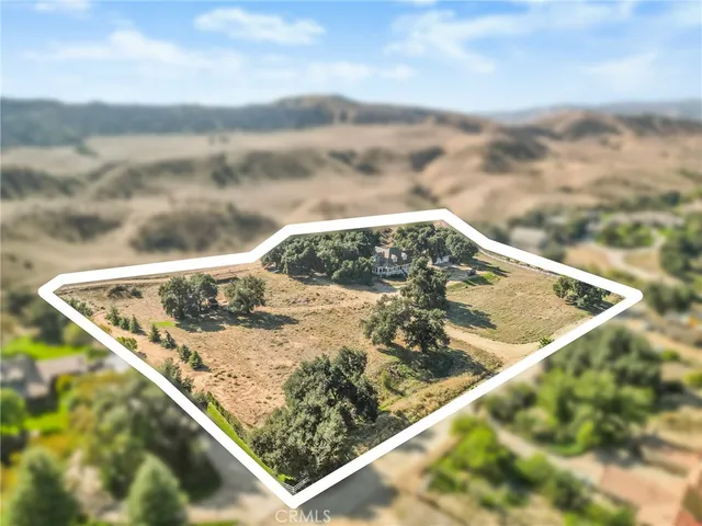 $2,265,000 | 30301 Oak Grove Drive, Redlands, CA 92373