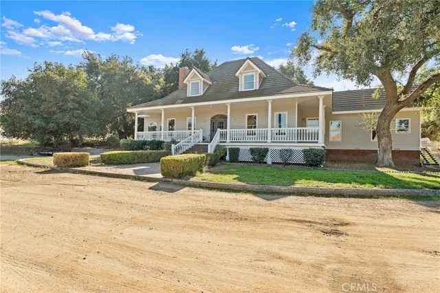 $2,265,000 | 30301 Oak Grove Drive, Redlands, CA 92373