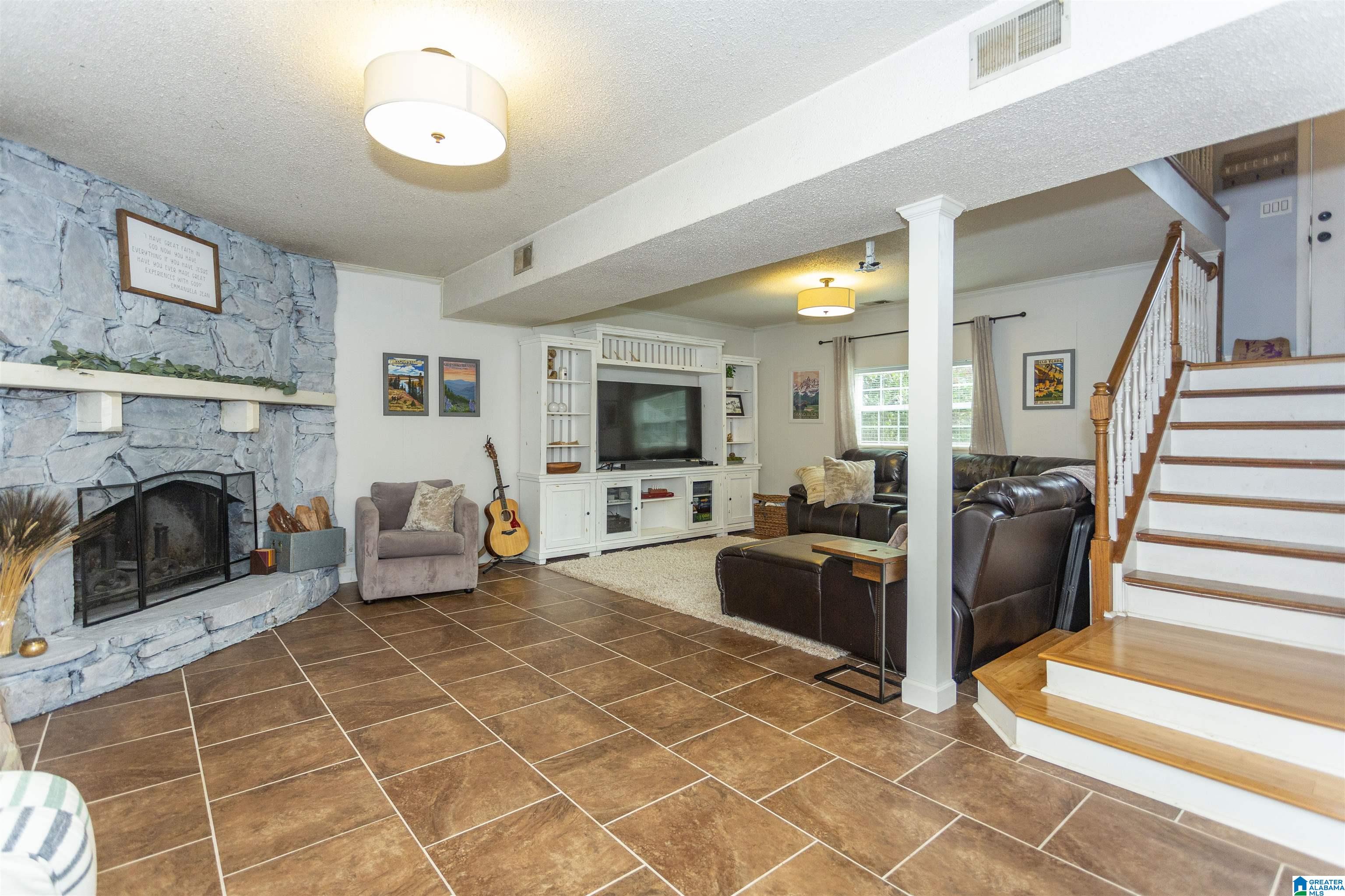 4923 Indian Valley Road Birmingham, AL 35244 - Photo 11 of 44