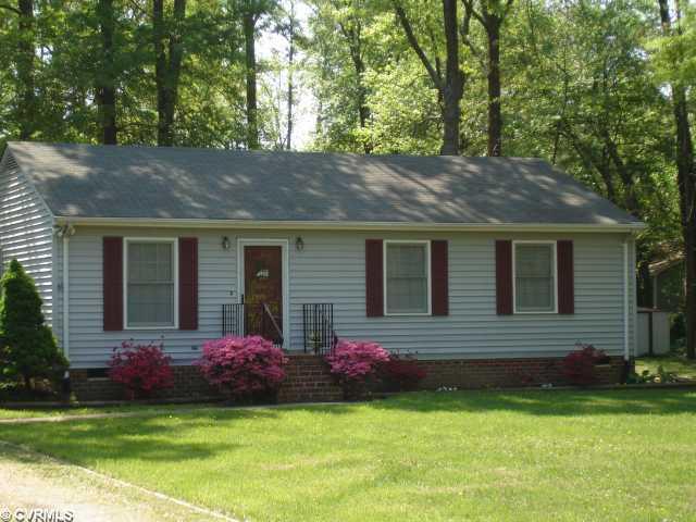 1425 Burning Tree Road Richmond, VA 23231 - Photo 1 of 10 Exterior Front
