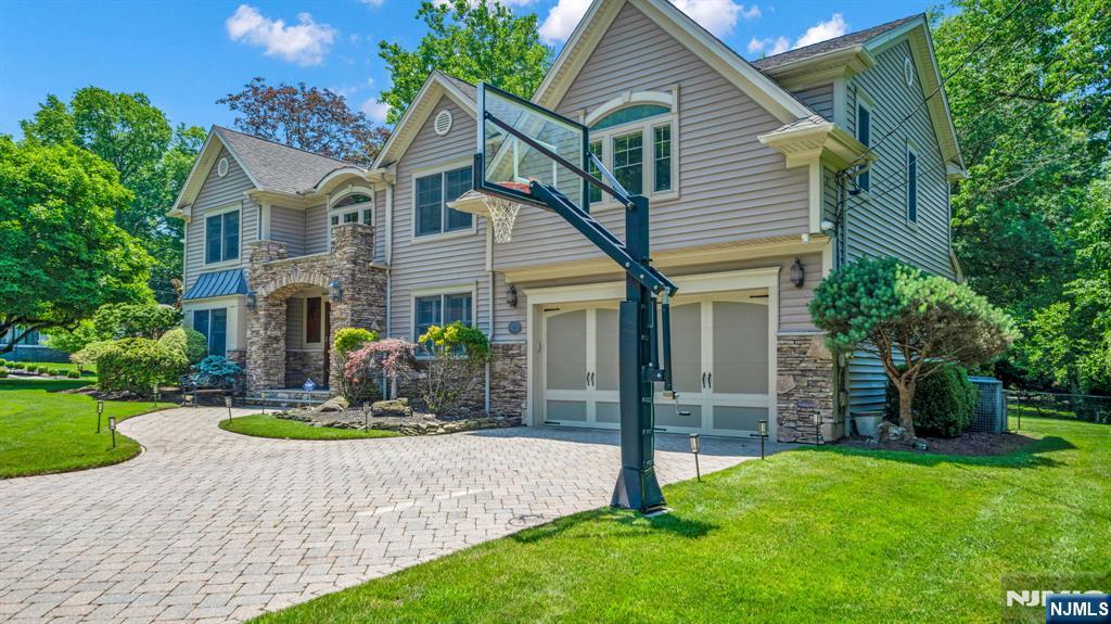 26 Devonshire Road Cresskill, NJ 07626 - Photo 42 of 47