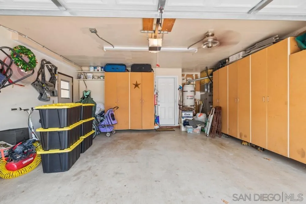 10384 Rochelle Avenue Santee, CA 92071 - Photo 15 of 24 Gallery Image 15