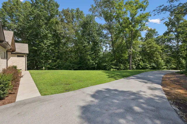 $915,000 | 7903 Daugherty-Capley Road, Primm Springs, TN 38476