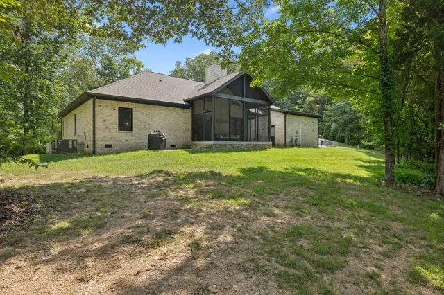 $915,000 | 7903 Daugherty-Capley Road, Primm Springs, TN 38476