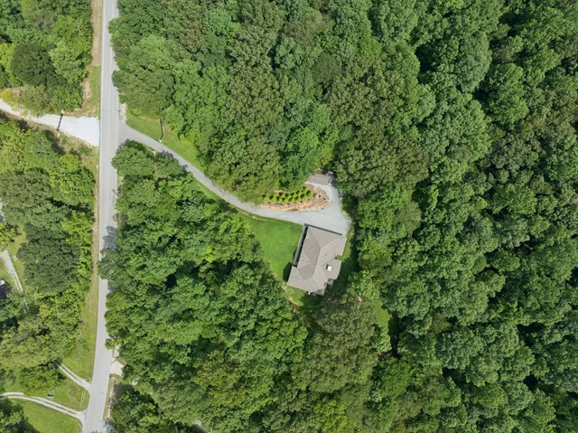 $915,000 | 7903 Daugherty-Capley Road, Primm Springs, TN 38476