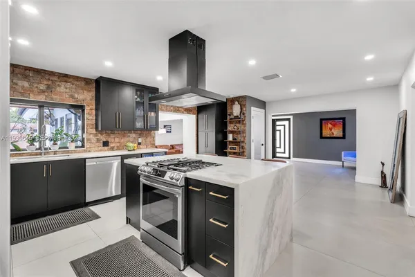 $4,700 | 11220 Southwest 181st Terrace, Unit 11220, Miami, FL 33157