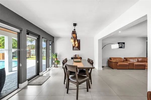 $4,700 | 11220 Southwest 181st Terrace, Unit 11220, Miami, FL 33157