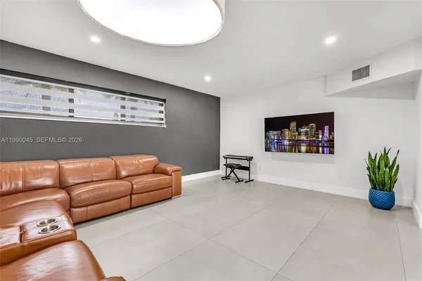 $4,700 | 11220 Southwest 181st Terrace, Unit 11220, Miami, FL 33157