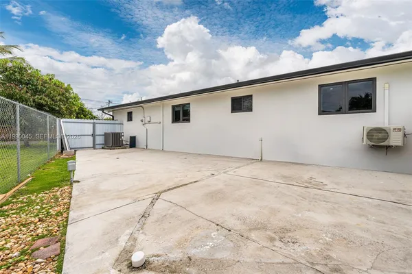 $4,700 | 11220 Southwest 181st Terrace, Unit 11220, Miami, FL 33157