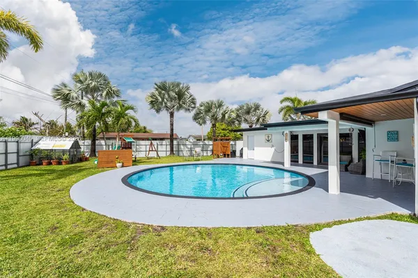 $4,700 | 11220 Southwest 181st Terrace, Unit 11220, Miami, FL 33157