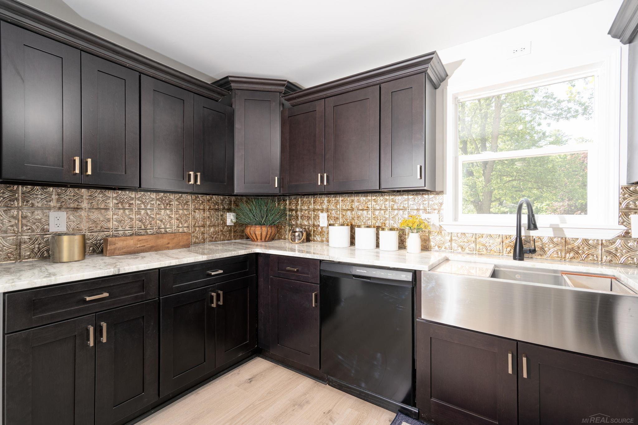 3910 Cribbins Road North Street, MI 48049 - Photo 14 of 29