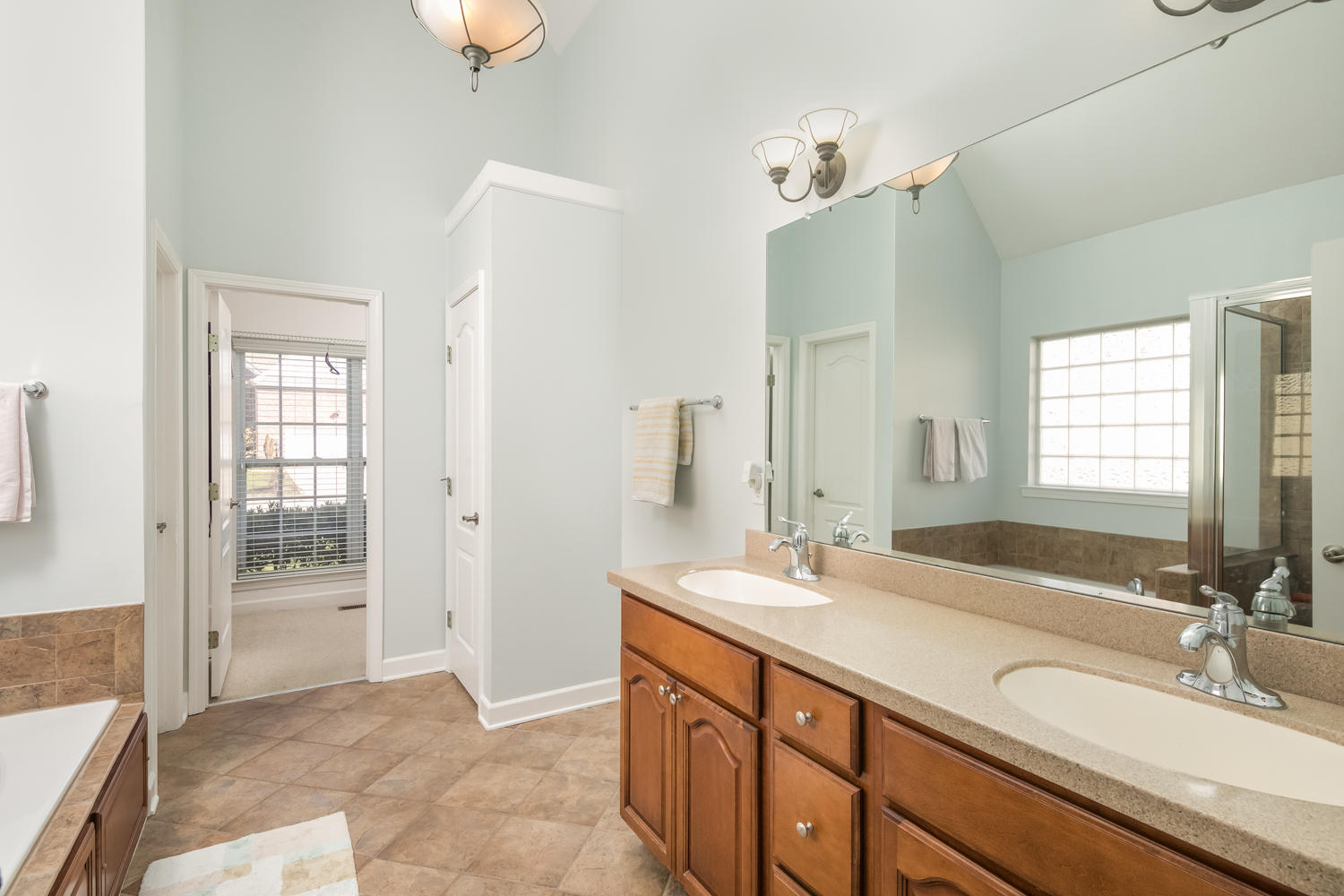 2481 Triangle Farm Road Chattanooga, TN 37421 - Photo 17 of 31 Master Bath
