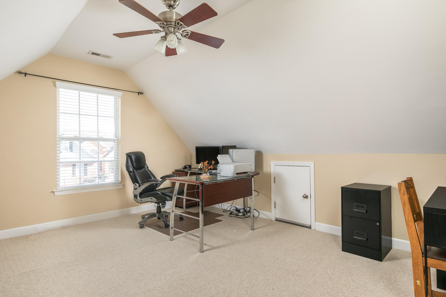 2481 Triangle Farm Road Chattanooga, TN 37421 - Photo 23 of 31 Bonus Room or Bedroom #4