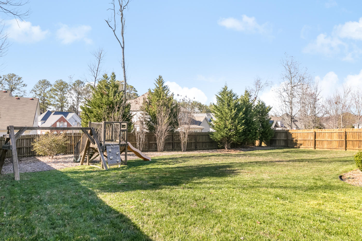 2481 Triangle Farm Road Chattanooga, TN 37421 - Photo 27 of 31 Back Yard View 3