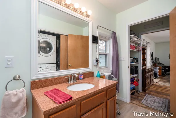 $260,000 | 607 North Washington Street, Lowell, MI 49331