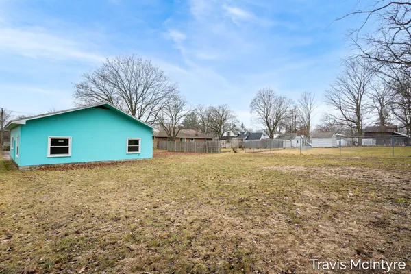 $260,000 | 607 North Washington Street, Lowell, MI 49331