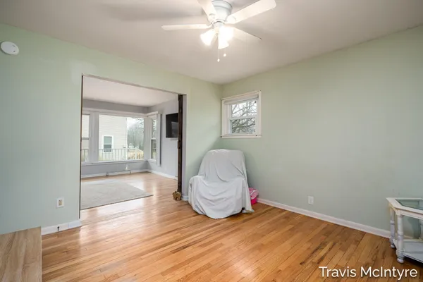 $260,000 | 607 North Washington Street, Lowell, MI 49331